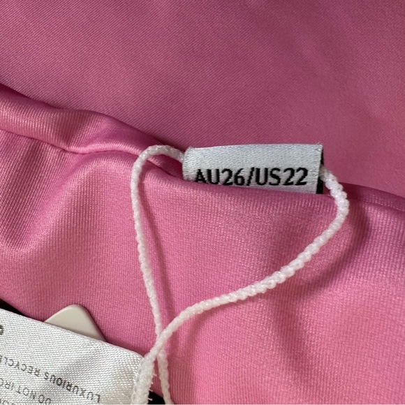 NWT Baiia Cosmopolitan Reversible Bikini Bottom Pink and Coral Red AU 26 US 22 - Picture 6 of 10